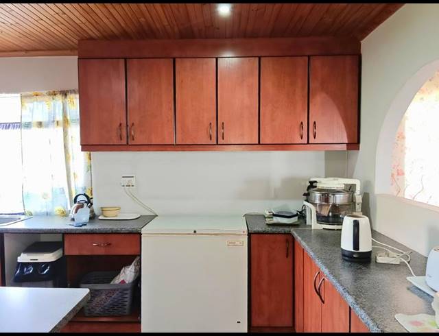 4 BEDROOM HOUSE FOR SALE IN MOSSEL BAY EXT 26